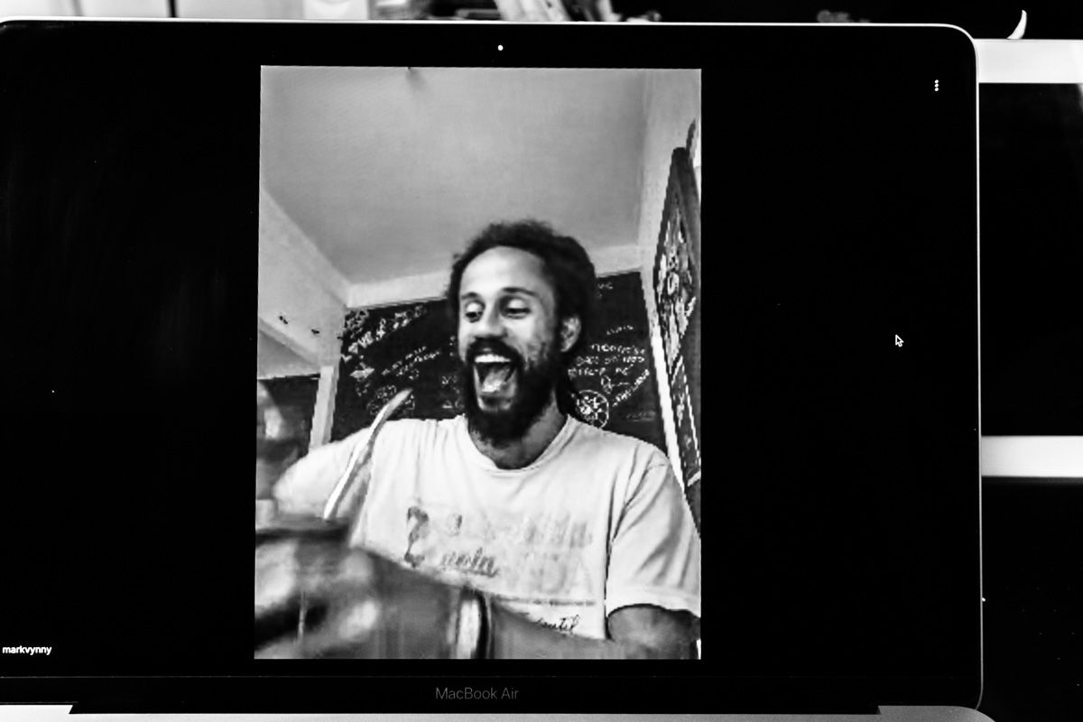 Corpos em Quarentena - Andrew (foto de Chris, The Red)